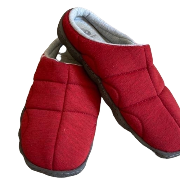 Cuddl Duds Other - Mens Slippers